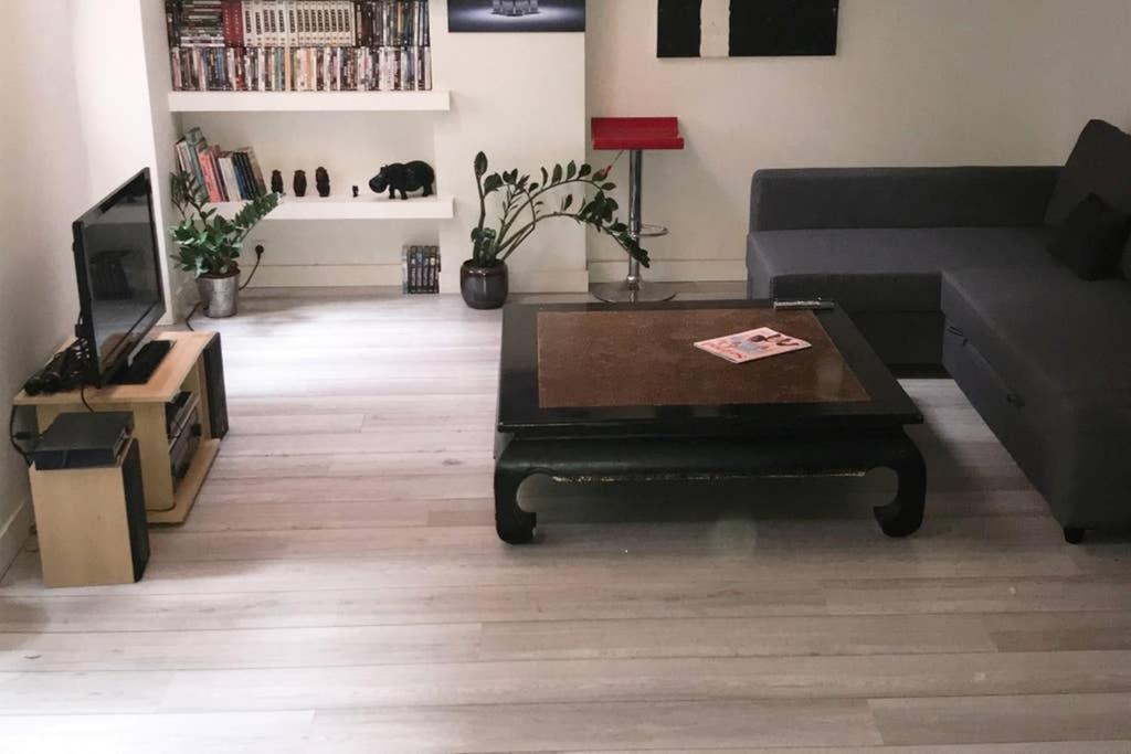 Coeur De Feydeau - Kerveguan Apartment น็องต์ ภายนอก รูปภาพ